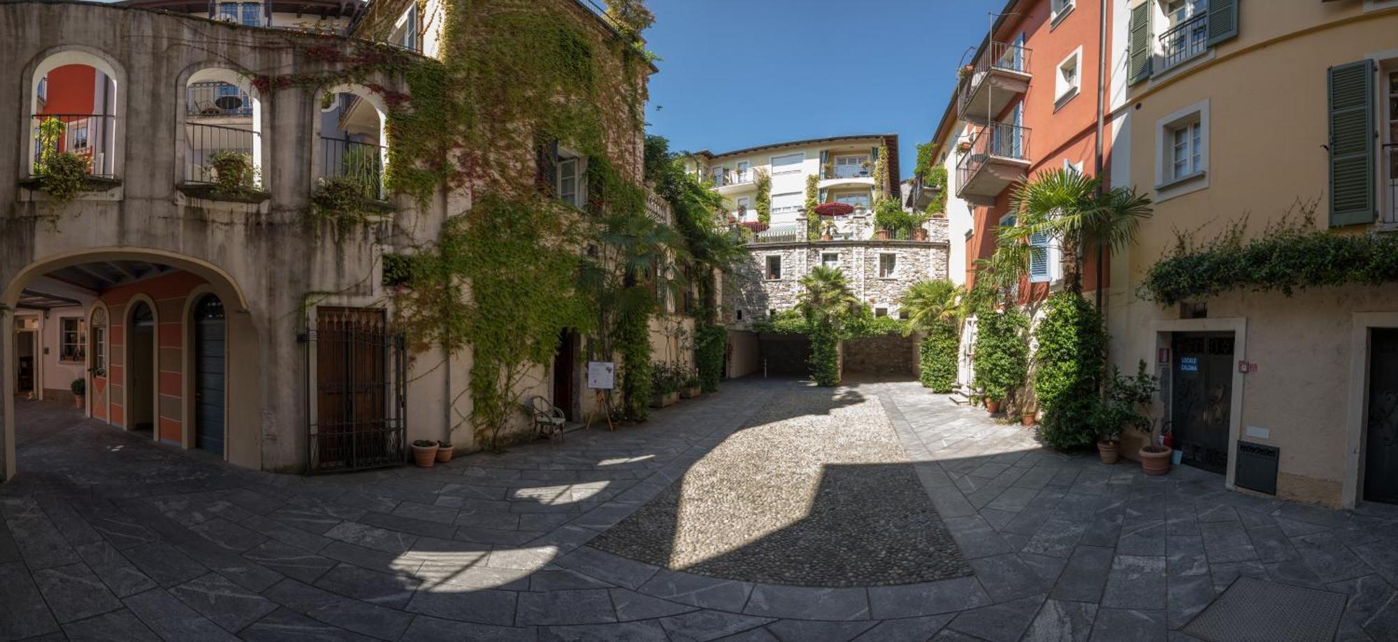 Residenza Dei Fiori Aparthotel Канеро Ривиера Екстериор снимка