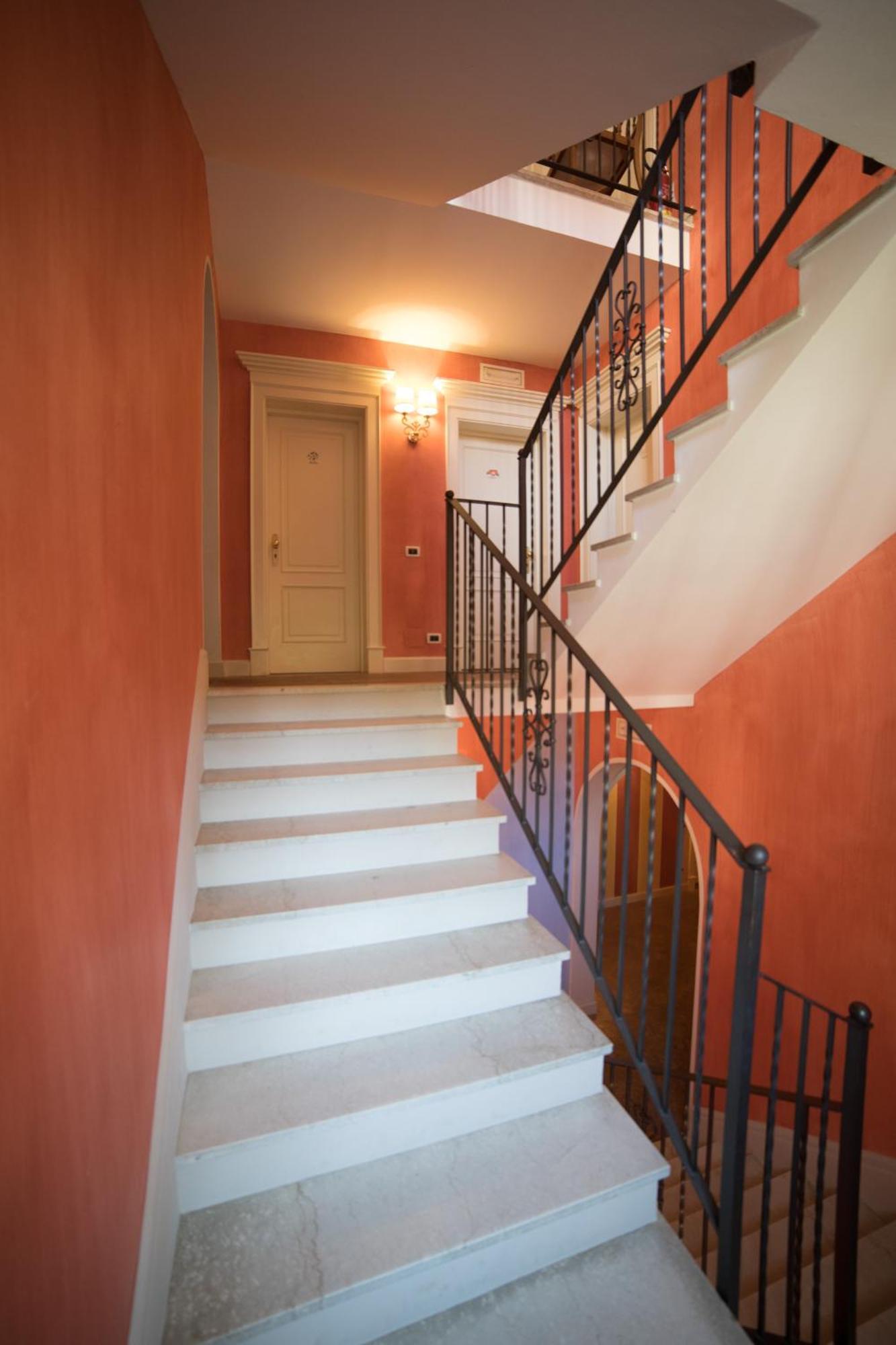 Residenza Dei Fiori Aparthotel Канеро Ривиера Екстериор снимка