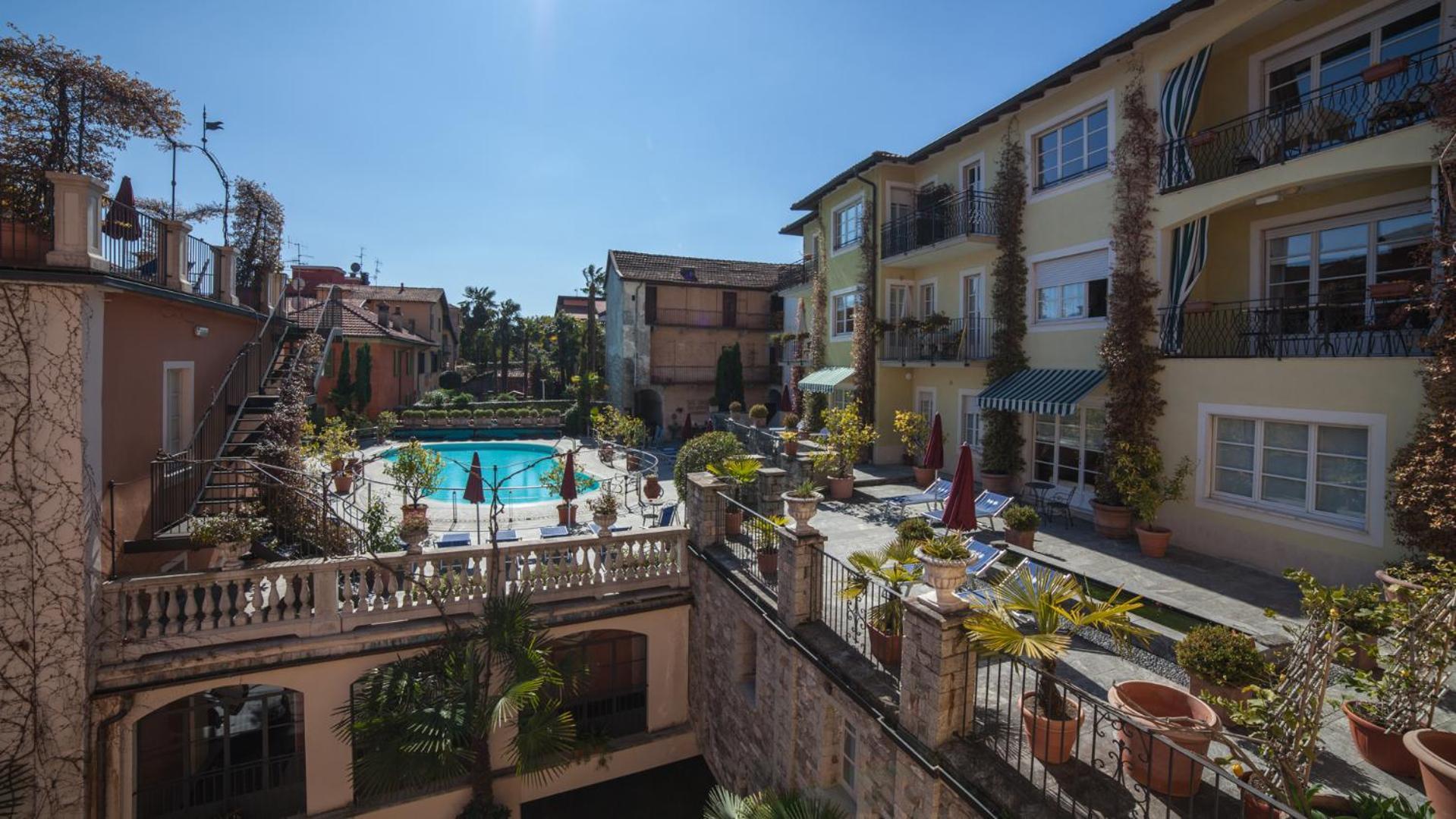 Residenza Dei Fiori Aparthotel Канеро Ривиера Екстериор снимка