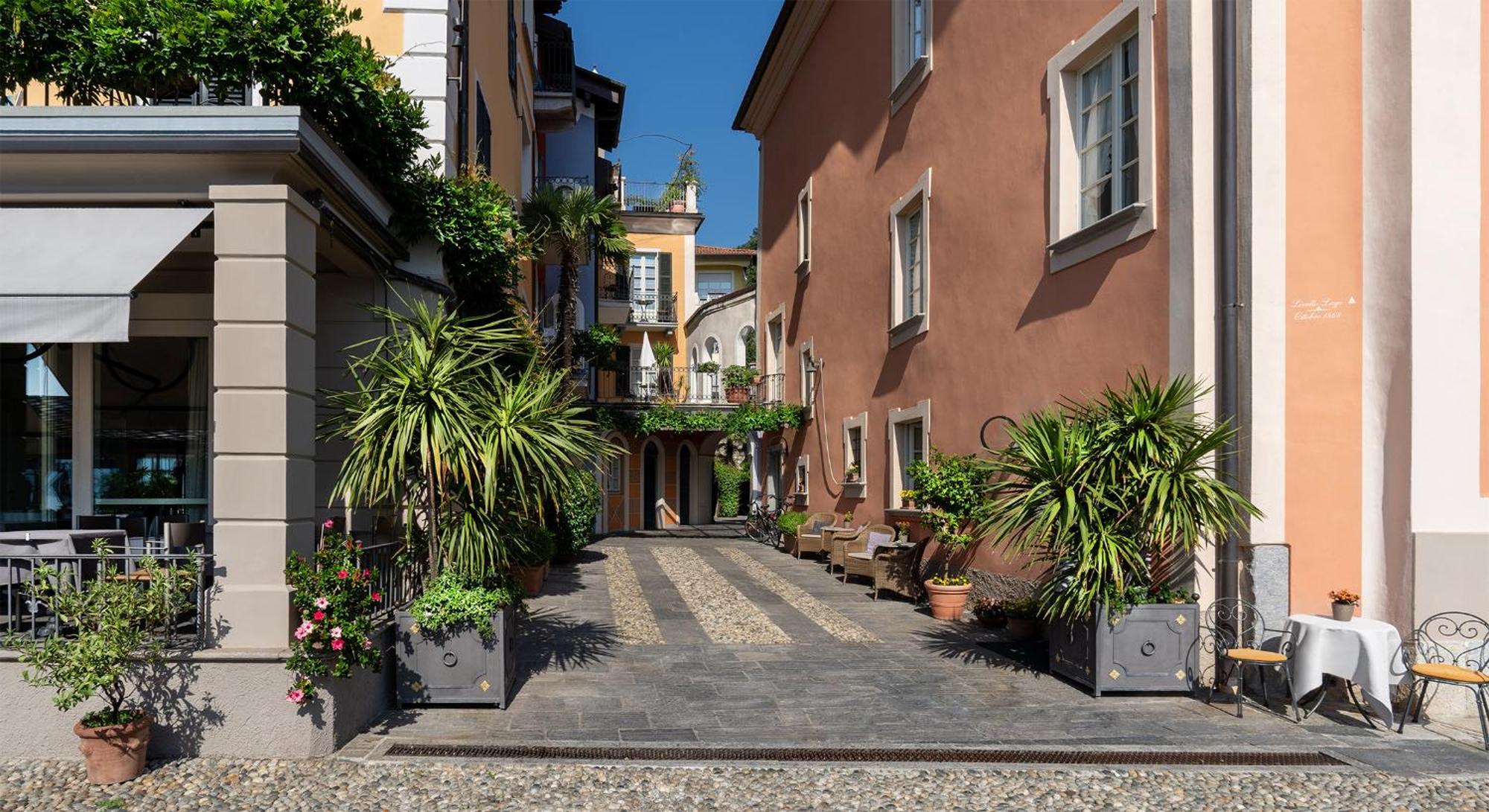 Residenza Dei Fiori Aparthotel Канеро Ривиера Екстериор снимка