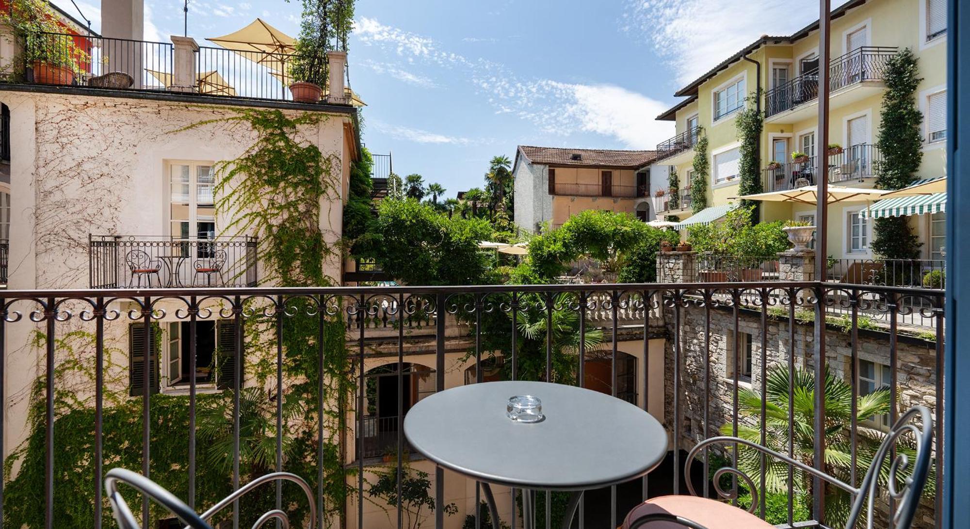 Residenza Dei Fiori Aparthotel Канеро Ривиера Екстериор снимка