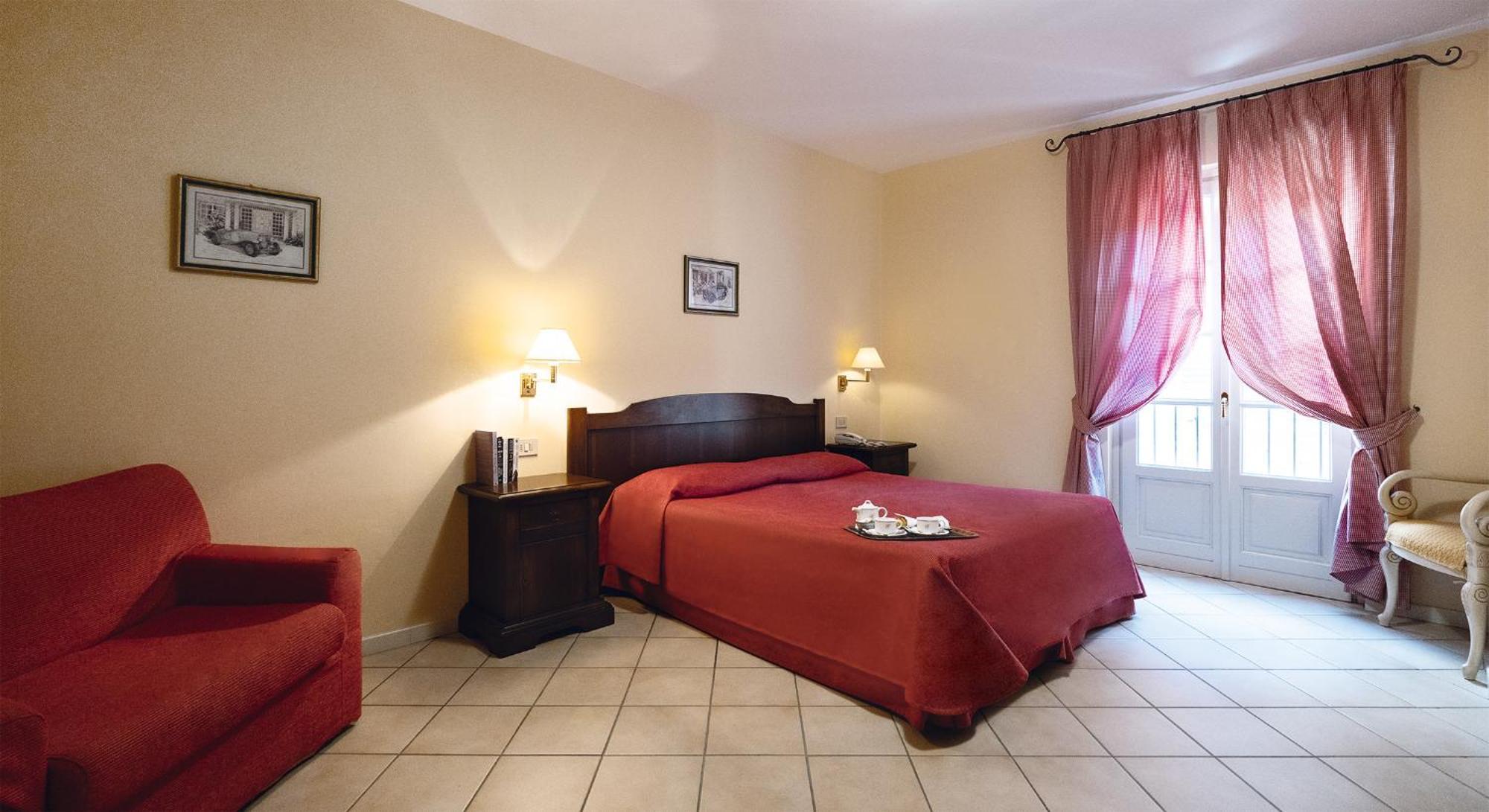 Residenza Dei Fiori Aparthotel Канеро Ривиера Екстериор снимка